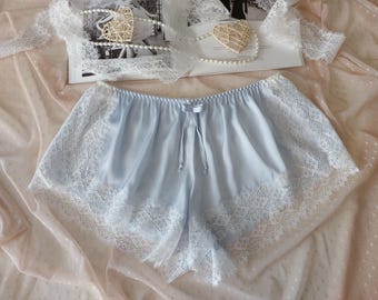 Braguitas francesas azules, lencería de seda, ropa de dormir.