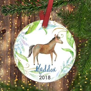 Ornamento natalizio del ragazzo. Ornamento del cavallo del ragazzo.Amante del cavallo.Ornamento natalizio. Ornamento natalizio personalizzato. Regalo di Natale del ragazzino