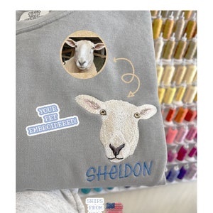 Your Pet&#39;s Photo Embroidered On A Shirt - Custom Pet Photo Embroidered Crewneck Sweatshirt