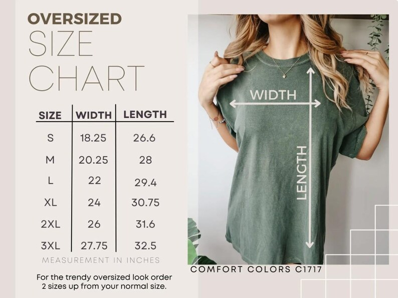 Pu&ograve; includere: Tabella delle taglie oversize con misure in pollici per una t-shirt. La tabella include le taglie dalla S alla 3XL, con dimensioni di larghezza e lunghezza. Una donna indossa una t-shirt verde, con frecce che indicano le misure di larghezza e lunghezza.