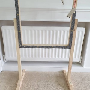 Rug hooking frame/ Punch needle frame 98 x 98 cms and stand