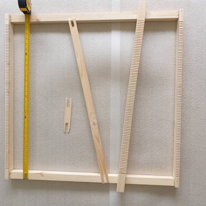 Weaving loom 80cms x 83cms 7.5mm spacing