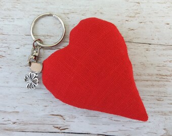 Linen Heart Keyring - 4th Anniversary Gift - Linen Anniversary Gift - Linen Keychain - Sewing Gift - Linen Heart - Red Heart - Clover Charm