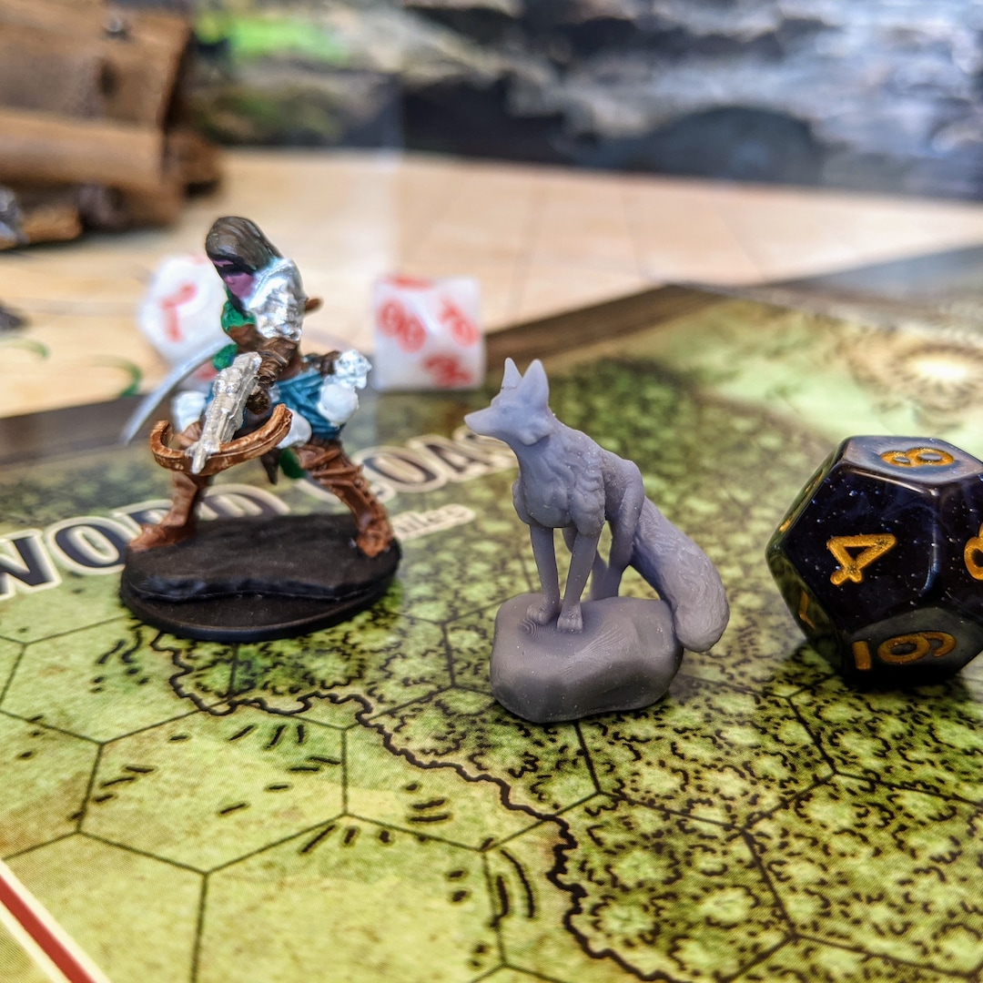 3D Printed Fox Miniature: Tabletop RPG Companion (29mm) - Etsy