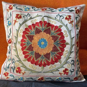 Handmade Suzani Silk Pillowcase, Suzani Cushion, Uzbek Suzani, Decorative pillows