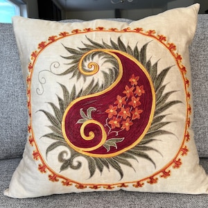 Suzani Pillowcase, Suzani Cushion, Uzbek Suzani, Decorative pillows