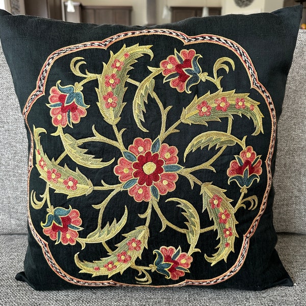 Handmade Suzani Silk Pillowcase, Suzani Cushion, Uzbek Suzani, Decorative pillows