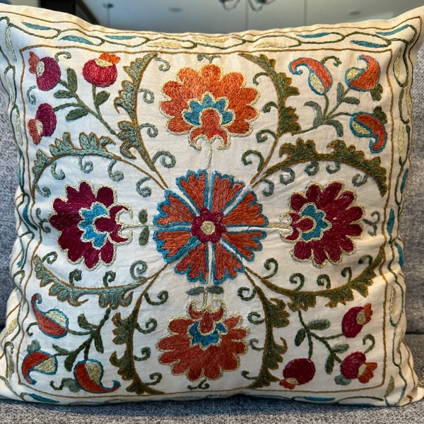 Handmade Suzani Silk Pillowcase, Suzani Cushion, Uzbek Suzani, Decorative pillows