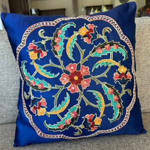 Suzani Pillowcase, Suzani Cushion, Uzbek Suzani, Decorative pillows