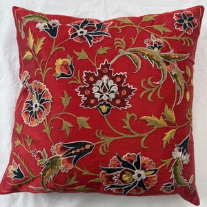 Handmade Suzani Pillow Cover: Uzbek Silk Embroidered Cushion