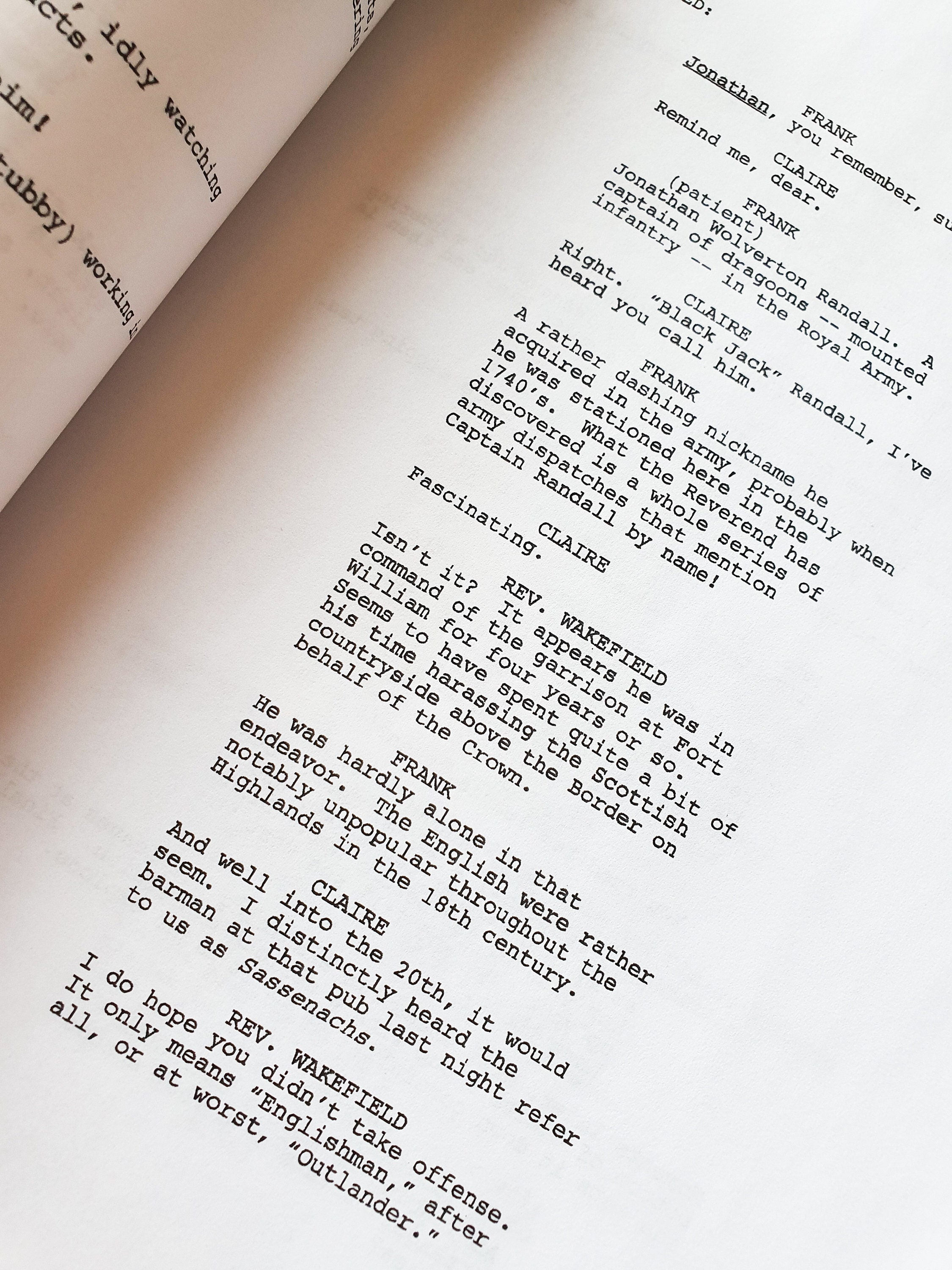 Outlander TV Pilot Script Screenplay With Signatures Autographs Reprint ...