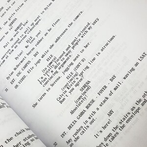 Legally Blonde Film Movie Script Screenplay Signatures Autograph