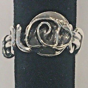 Sherry Tinsman Sterling Silver Rose Vine Ring Size 6
