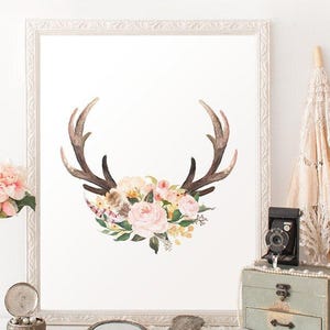 Corna con fiori da parete – Decorazione per cameretta in stile boho con acquerello – Stampa di animali tribali per cameretta o galleria boschiva