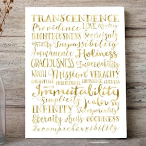 Afdrukbare attributen van God – gouden christelijke schriftkunst aan de muur – op geloof gebaseerde bijbelversafdruk voor decoratie thuis of in de kerk