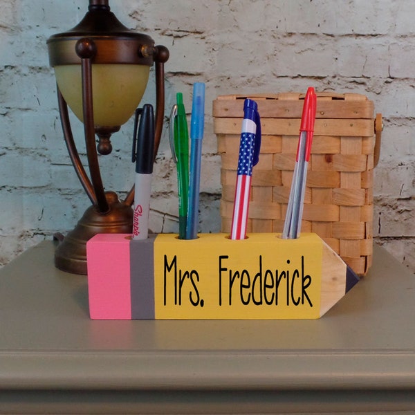 Personalized Pencil Pen Holder, Teacher Gift, Personalized Teacher Pencil, Christmas Teacher Gift, Teacher Appreciation, Teacher Gifts