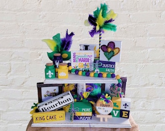 Mardi Gras Tier Tray Decor: Bead Garland, Mask, Crawfish