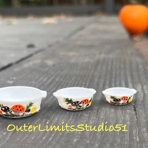 Miniature Merry Mushroom Corning Ware Dishes, 1/12 Scale Dollhouse Kitchen Set, Casserole, Trinket