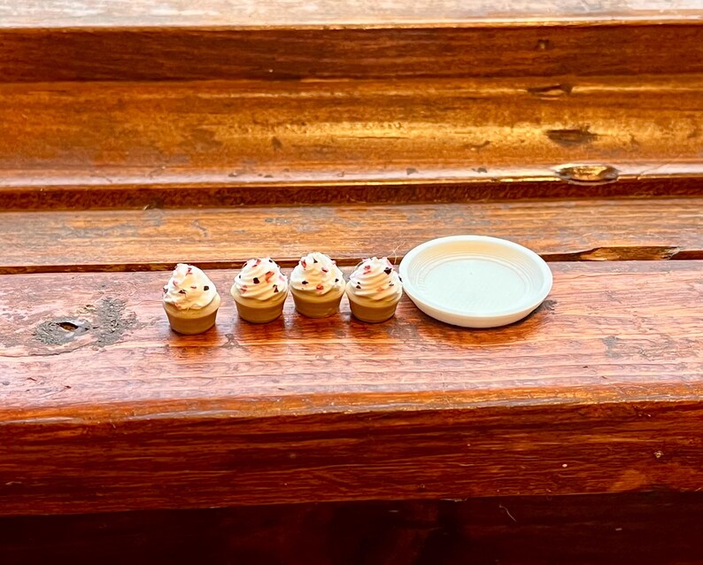 Miniature Cupcakes & Plate for dollhouse, trinket, 1/12 scale, 4 chocolate or vanilla cupcakes with sprinkles image 9