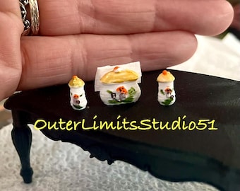 Miniature Merry Mushroom Napkin Holder, Salt & Pepper, Scale 1/12, vintage kitchen set