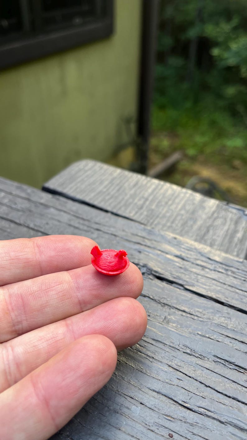 Micro Hen on Nest replica, Very Tiny! For dollhouse 1/12 scale, printer tray, 3d printed Red