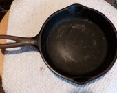 Wagner Ware Sidney -0- No. 3 cast iron skillet, small cast iron skillet, 1920 s cast iron, Antique cast iron pan, Morethebuckles