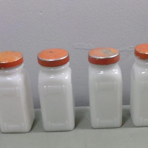 Frascos de especias de vidrio con leche de los años 40, frascos de especias de vidrio con leche Griffin vintage, 4 frascos de especias de vidrio vintage, cocina de vidrio con leche, Morethebuckles