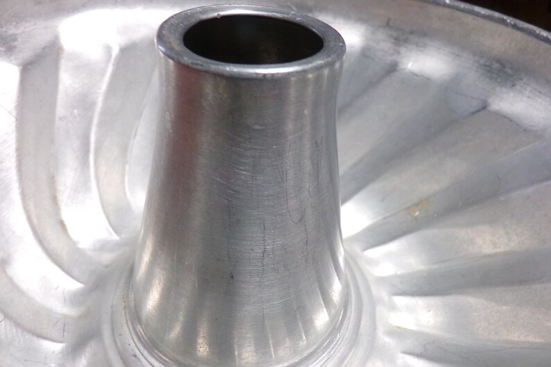 Aluminum Baking Pan Cake Gelatin Mold Swirl Silver Metal Etsy