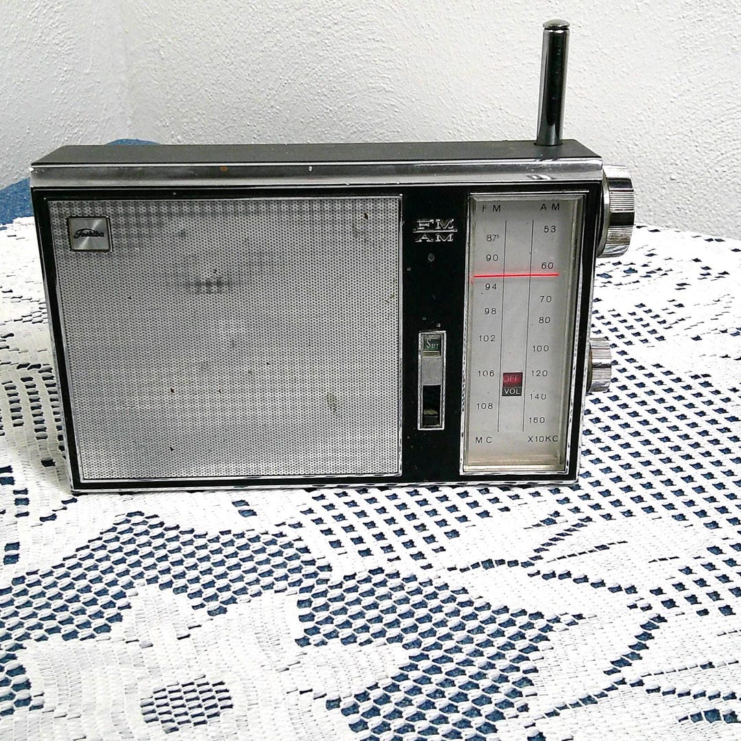 Vintage Toshiba Am Fm Transistor Radio 10M 860, Working 1970's