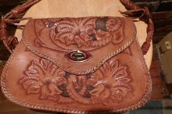 Vintage Hand Tooled Leather Purse, Tooled Bullwhi… - image 1