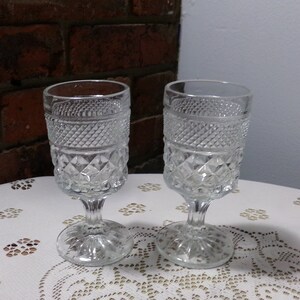 Vintage Claret Wine Wexford by Anchor Hocking Crystal  Stemmed Glass Set, Retro wine and sherry glass set 4.5 inches, Morethebuckles,
