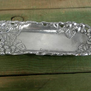 Vintage 1996 Arthur Court Grape Butter Tray Aluminum Rectangular Serving Dish, Signed Textured Grapevine Relish Platter Metalware, 8.5x3.5