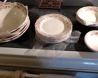 1930’s Mount Clemens Mildred Pattern Vegetable Serving Bowls, Replacement Salad Plates Mildred (No Floral Center) bowls, Morethebuckles
