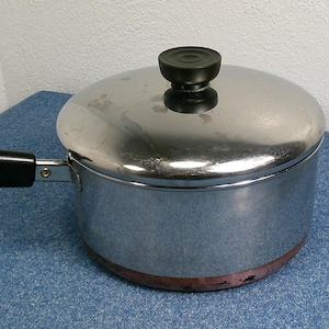 Vintage Revere Ware 2 QT Lidded Saucepan, Process Patent 1801 Copper Clad Stainless Steel