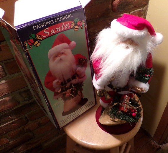 Animated Dancing Santa