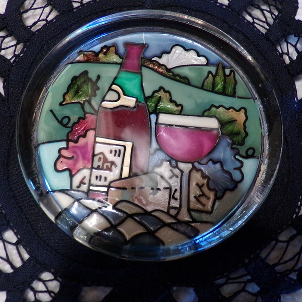 Joan Baker Designs Paperweight, Wine paperweight, bar décor, Boxed wine bottle with glass paperweight, Glass paperweight, Morethebuckles