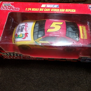 ナスカー、1:24 スケール テリー・ラボンテ 50 周年記念 ナスカー、1998 レーシング チャンピオン ラボンテ コーンフレーク コーニー モンテカルロ #5 NOS、Morethebuckles