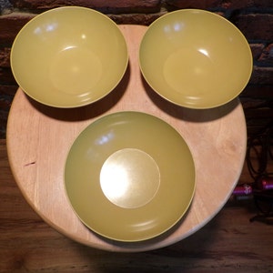 Vintage Mustard Yellow plastic bowls, 1970&#39;s Mel-mac yellow cereal/salad bowls camping bowls, 3 dark yellow plastic bowls, Morethebuckles