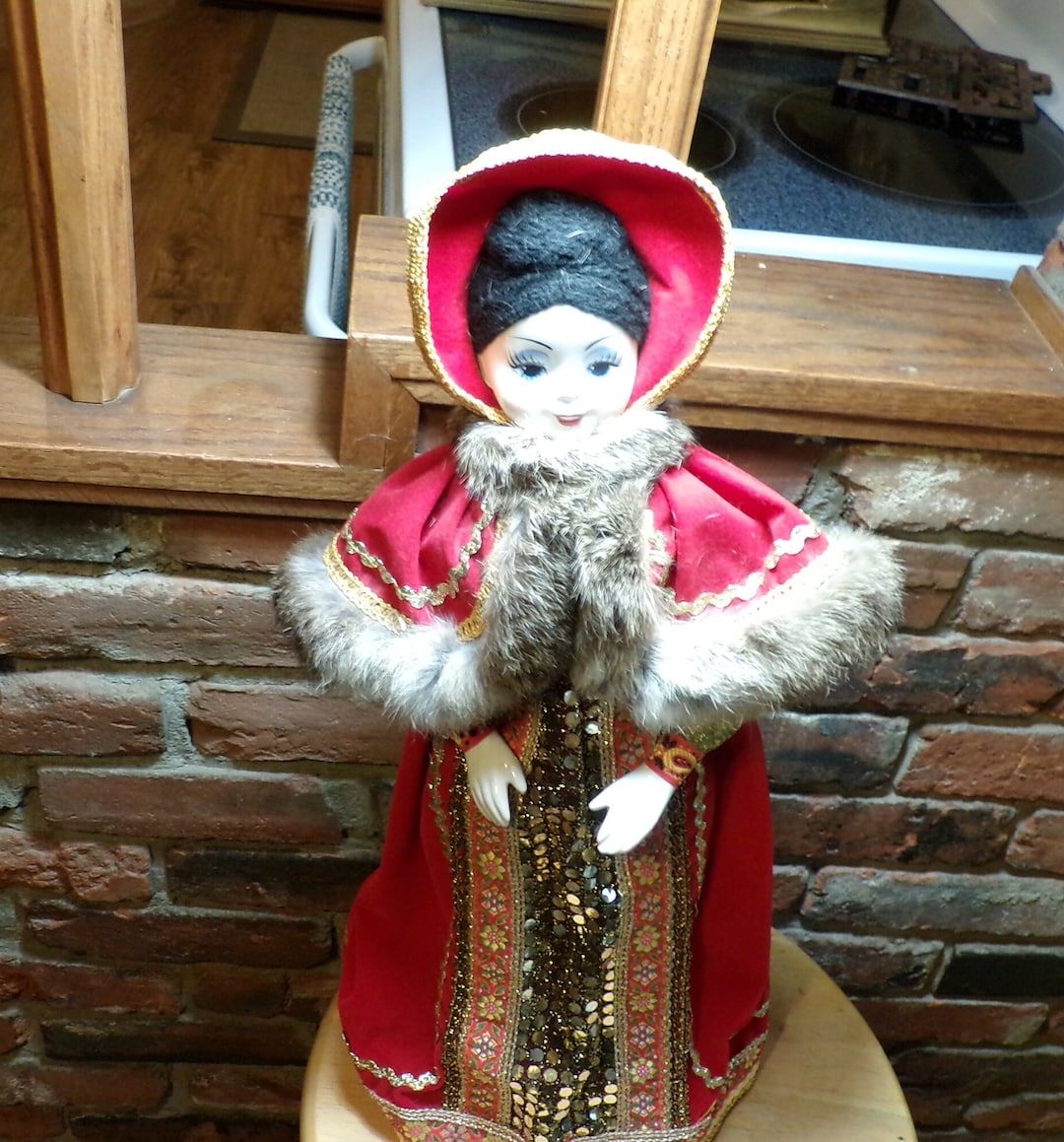 アンティーク 人形 ヴィンテージ磁器製ロシア人形、19インチ民族ロシア人形、コレクター