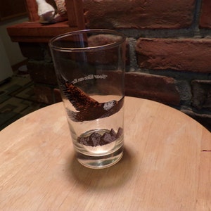 Vintage Eagle drinking glass, 1979 prop, Glass with Soaring Eagle