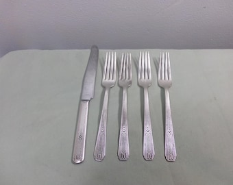 Vintage Oneida Community FRIENDSHIP Medality 1932 Tudor Silver Plate Flatware, 1932 art decor 4 forks and a knife, Morethebuckles