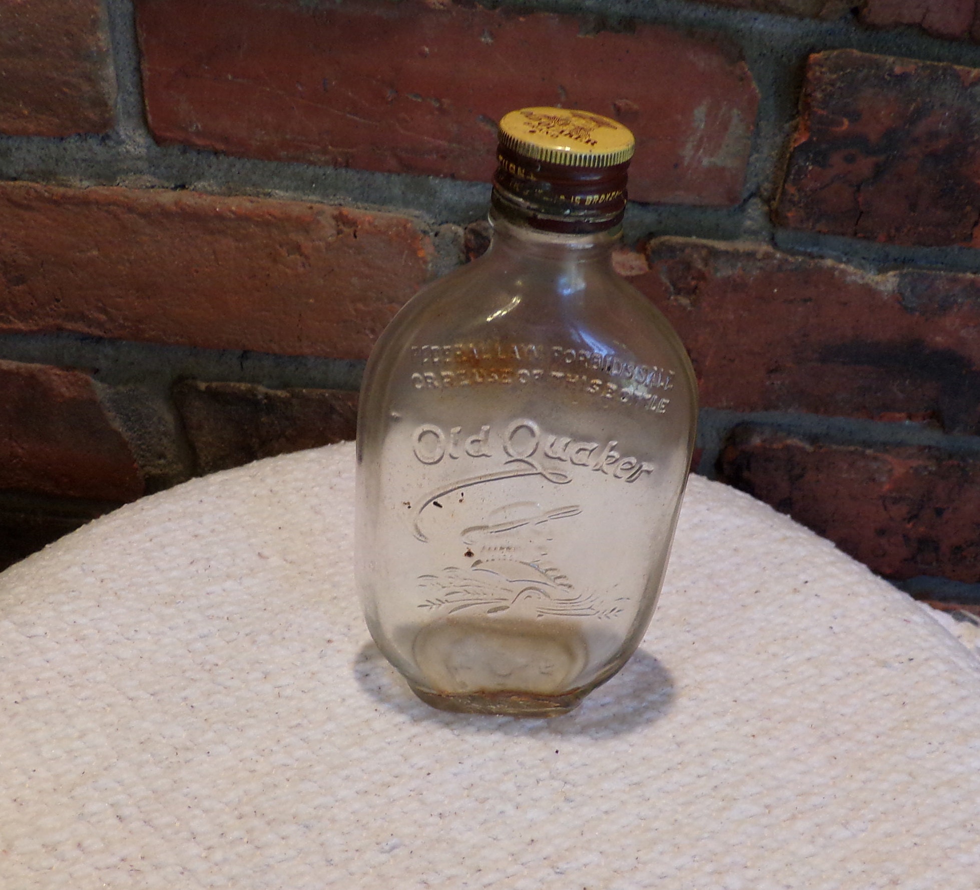 Vintage Straight Bourbon WHISKEY Old Quaker Bottle Lawrenceburg IN ...
