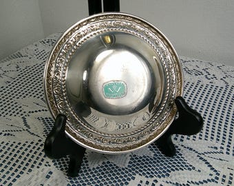 Vintage Wallace Silverplate 6 5/8