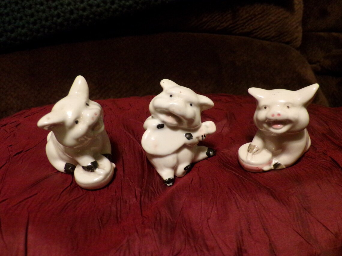 Vintage Pig figurines three cute pig figurines little pigs Etsy