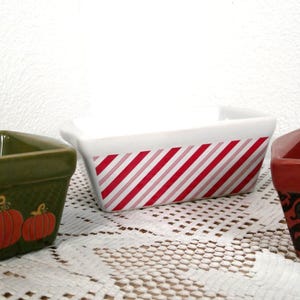 Stoneware Mini Loaf Pan’s, 3 seasonal mini loaf pans, Morethebuckles, Vintage mini loaf pans