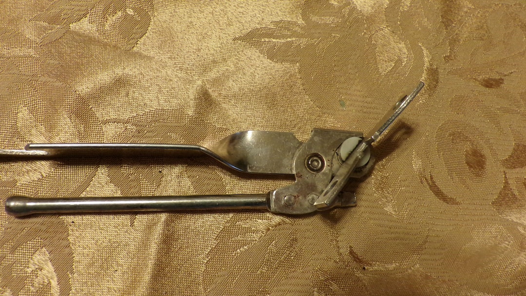 Vintage Ekco Can Opener, 1930s to 1940s Miracle Ekco Can Opener, Rare