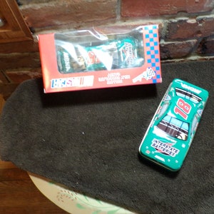 Vintage 2001 Palmer Nascar Holiday Candy Tin Cars NOS 18 Bobby Labonte, Mint NOS Collectible Nascar Tins, Morethebuckles