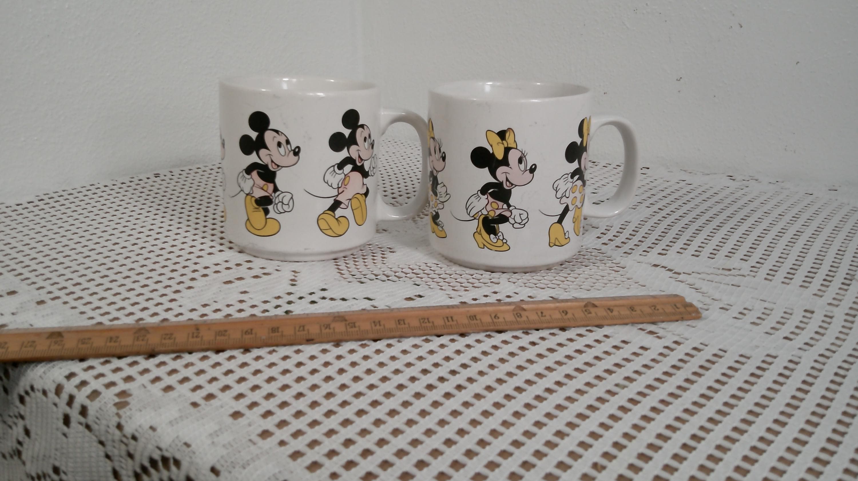 ヴィンテージディズニーミッキー＆ミニーコーヒーマグ、1990年代