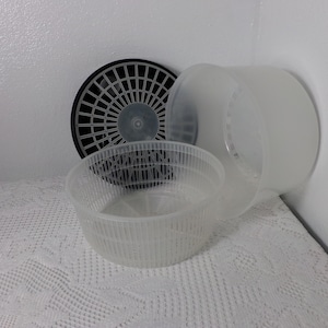 Vintage Farberware Salad Spinner Washer, Salad veggie washer dryer, salad spinner, Morethebuckles