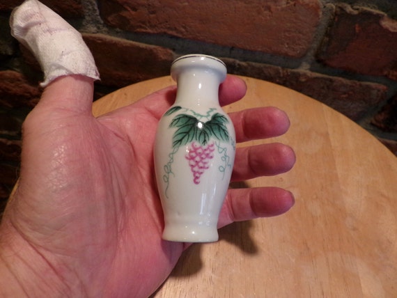 Vintage Bud Vase, Grapes and Leaves Design, Gold Trim